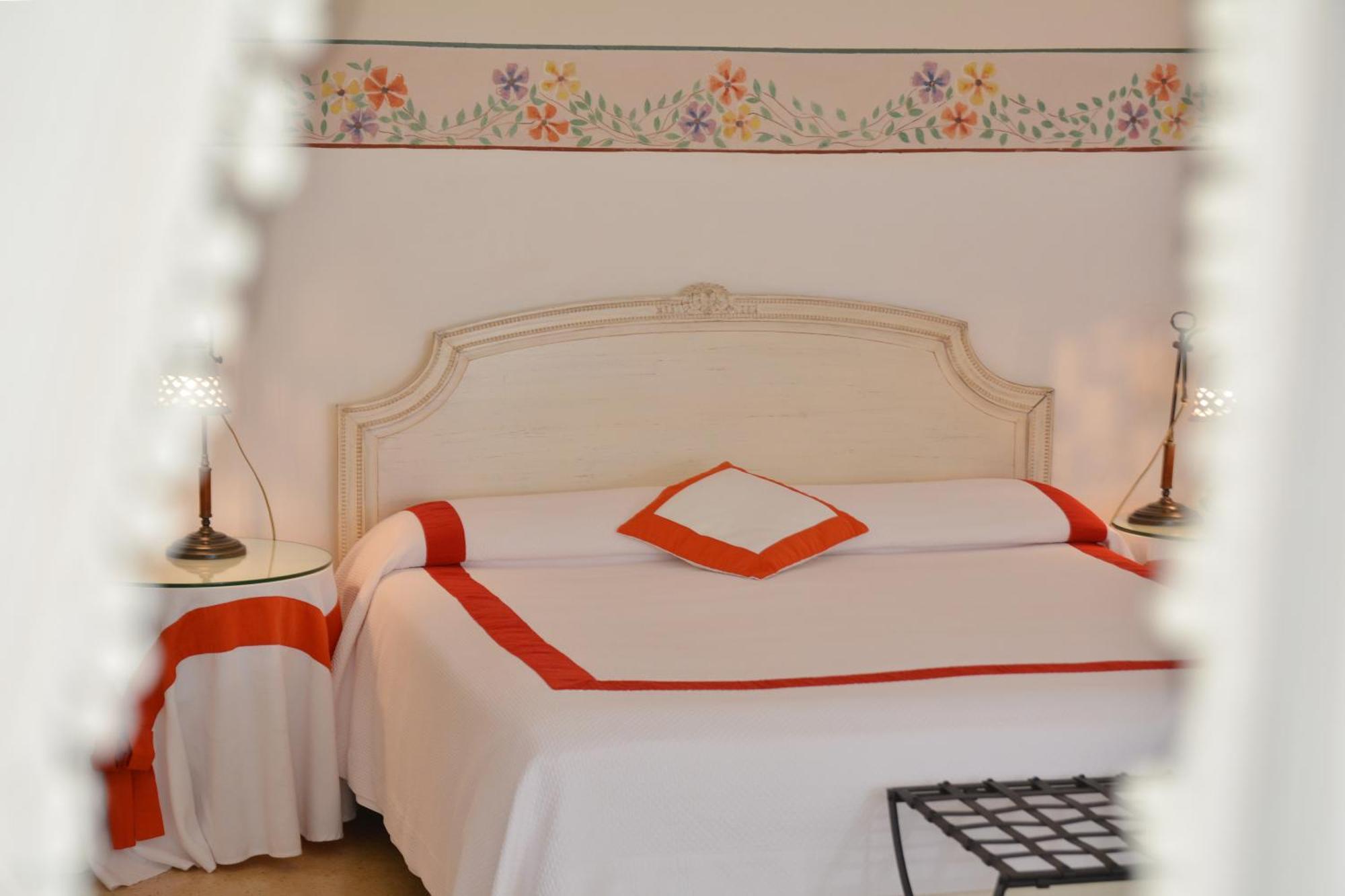 Relais Corte Palmieri&Il Chiostro - Residenza d'epoca Gallipoli Esterno foto